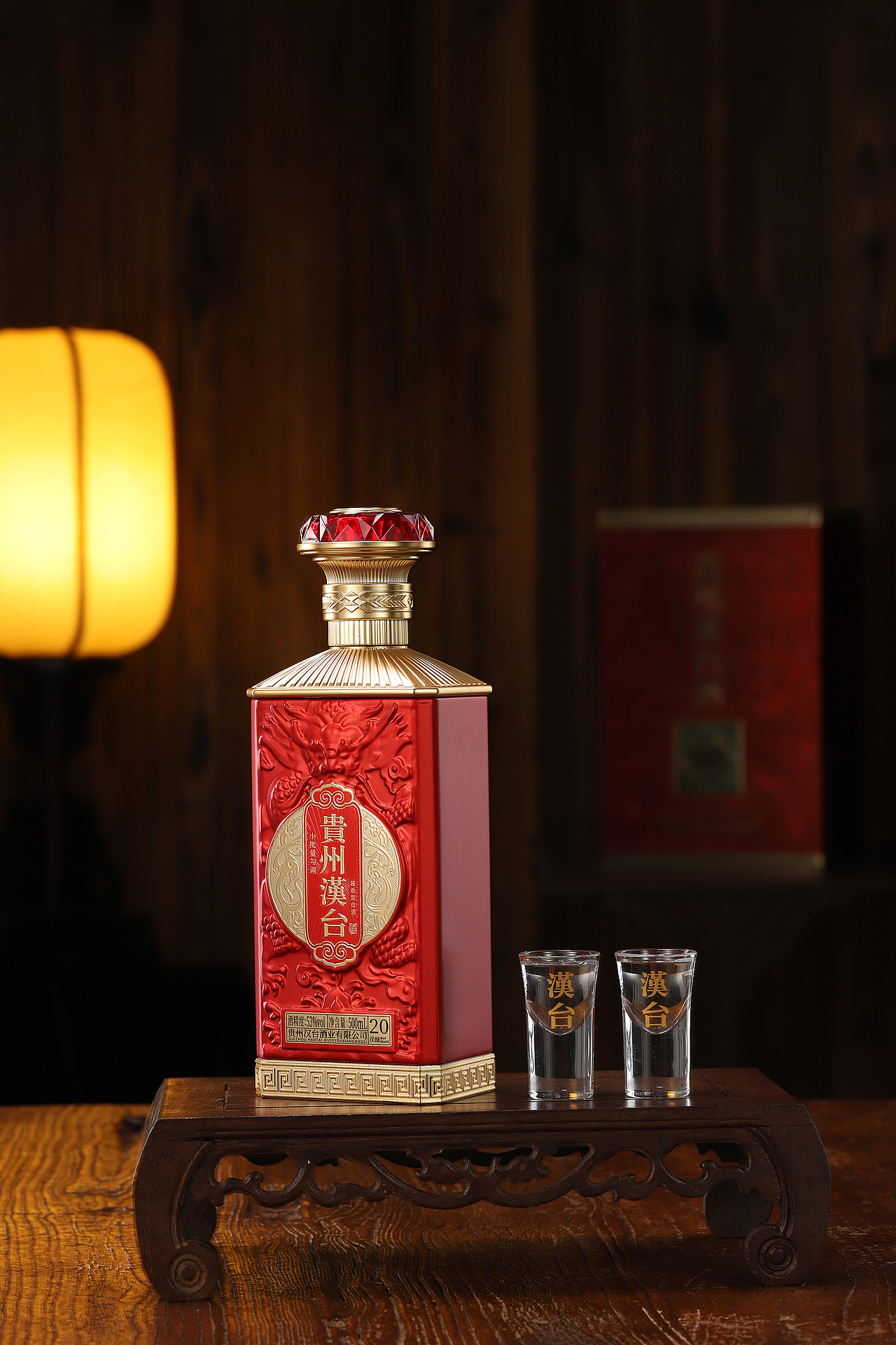白酒拍攝案例（圖ZMzkxMDUwOTEy） - 產(chǎn)品攝影 - 站酷設(shè)計師奔奔馬電商視覺原創(chuàng)素材 - 站酷ZCOOL