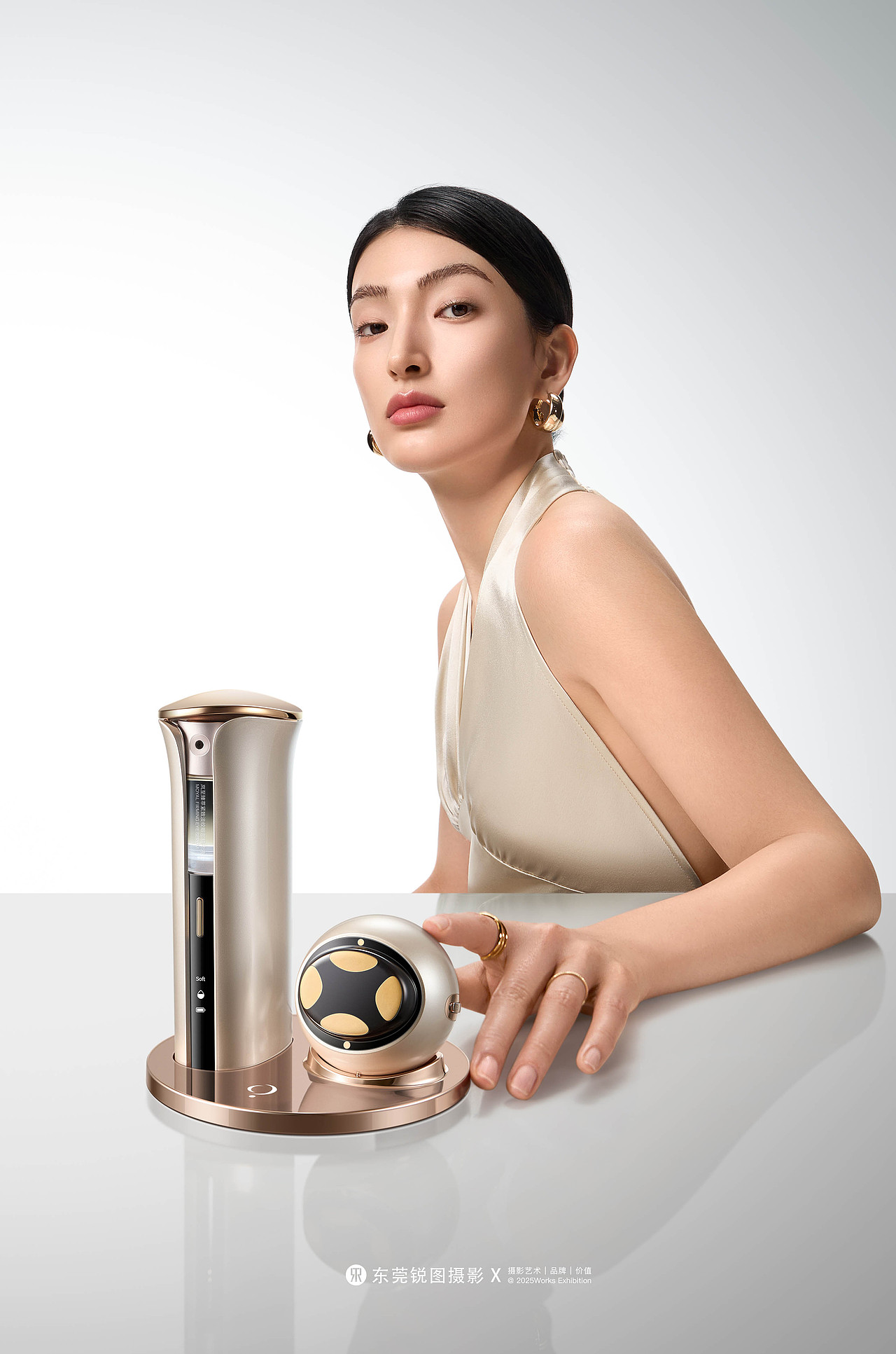 MOYAL岚至 超导雾化美容仪摄影 | 东莞锐图摄影（图ZMzkxMTE4OTU2） - 人像摄影 - 站酷设计师东莞锐图摄影原创素材 - 站酷ZCOOL