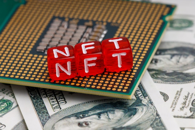 授权费低、作品被盗、试稿白嫖…这些"小事"最磨人!艺术家如何见招拆招,保护自己?(图ZMTUxMDIzNjA=) - 观点 - 站酷设计师释开达原创素材 - 站酷ZCOOL