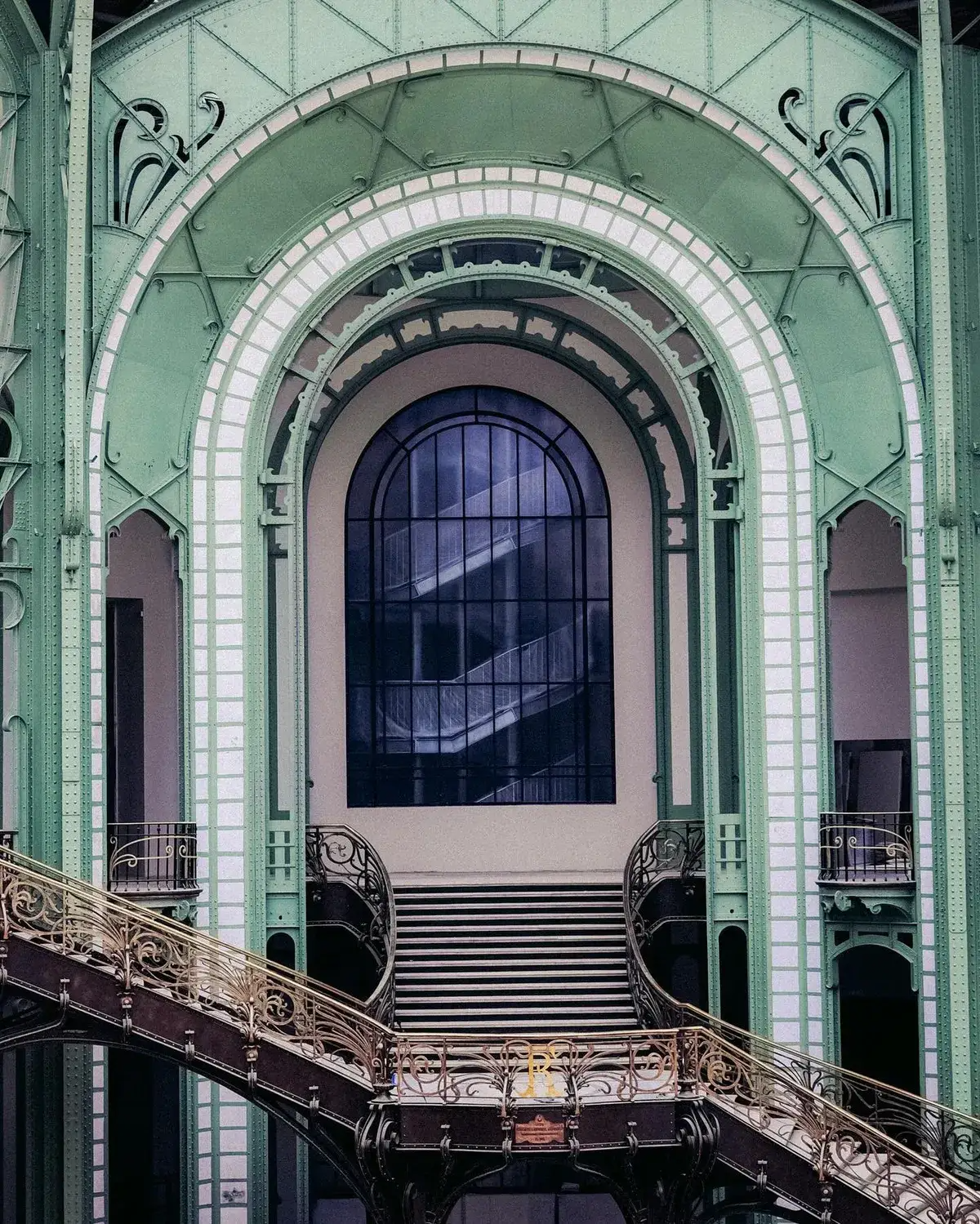 泡泡玛特全球首家臻藏店落地成都/世界最美博物馆公布/茶百道×玩具总动员联名将上线（图ZMTUxMDI1MzI=） - 资讯 - 站酷设计师站酷资讯原创素材 - 站酷ZCOOL