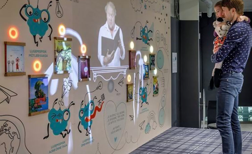 如何通过创新科技手段打造美术馆展厅互动体验，提升观众沉浸感？