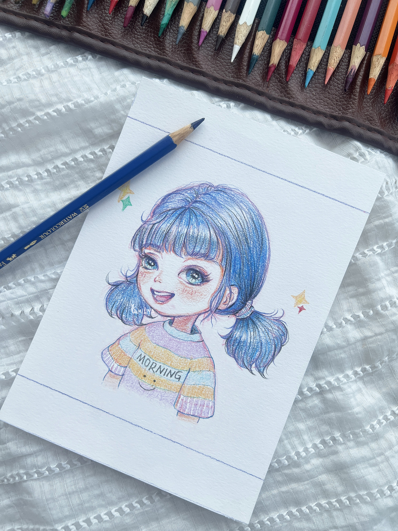 彩铅双马尾可爱小女孩