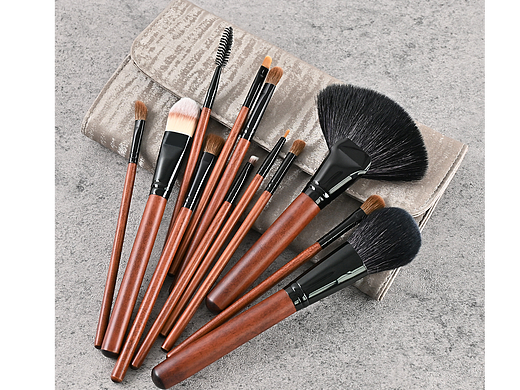 面部化妆刷产品摄影