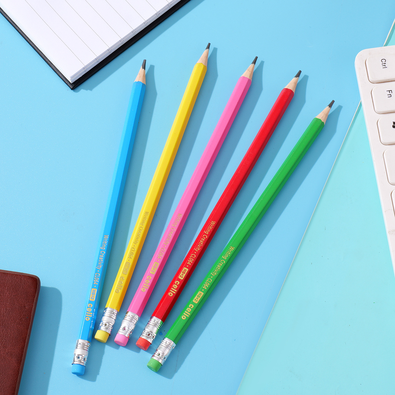 青屿商拍社 | 文具圆珠笔拍摄分享（图ZMzkxMjY0MTAw） - 产品摄影 - 站酷设计师青屿电商摄影原创素材 - 站酷ZCOOL