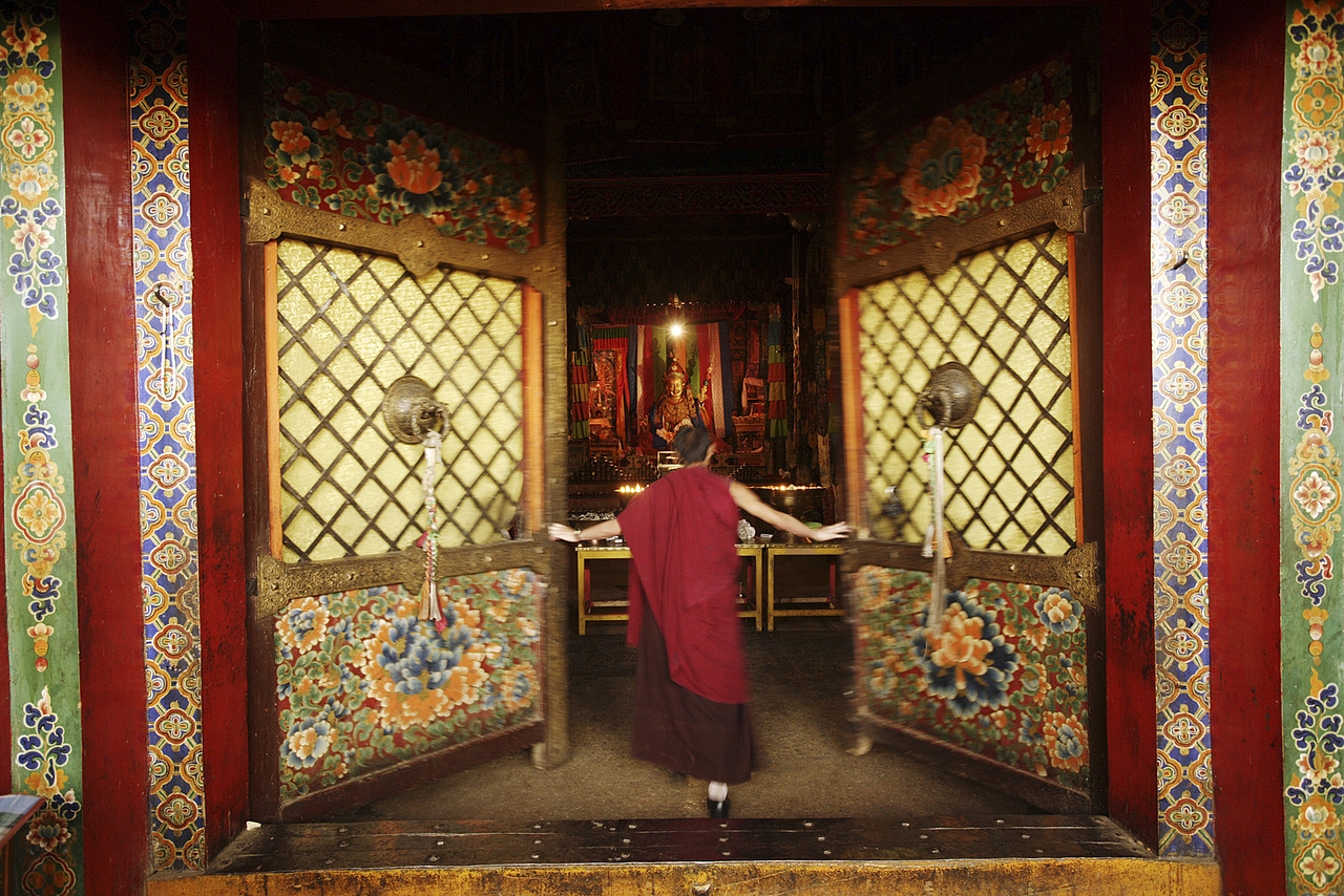 布达拉宫拍摄手记（图ZMzkxMzAxMjM2） - 人文/纪实摄影 - 站酷设计师赵钢讲摄影原创素材 - 站酷ZCOOL