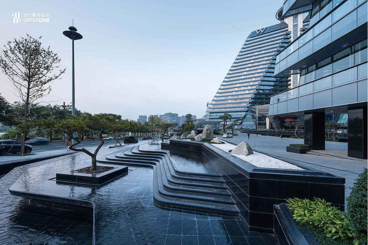 解码西安W酒店景观设计的在地性与超现实碰撞​