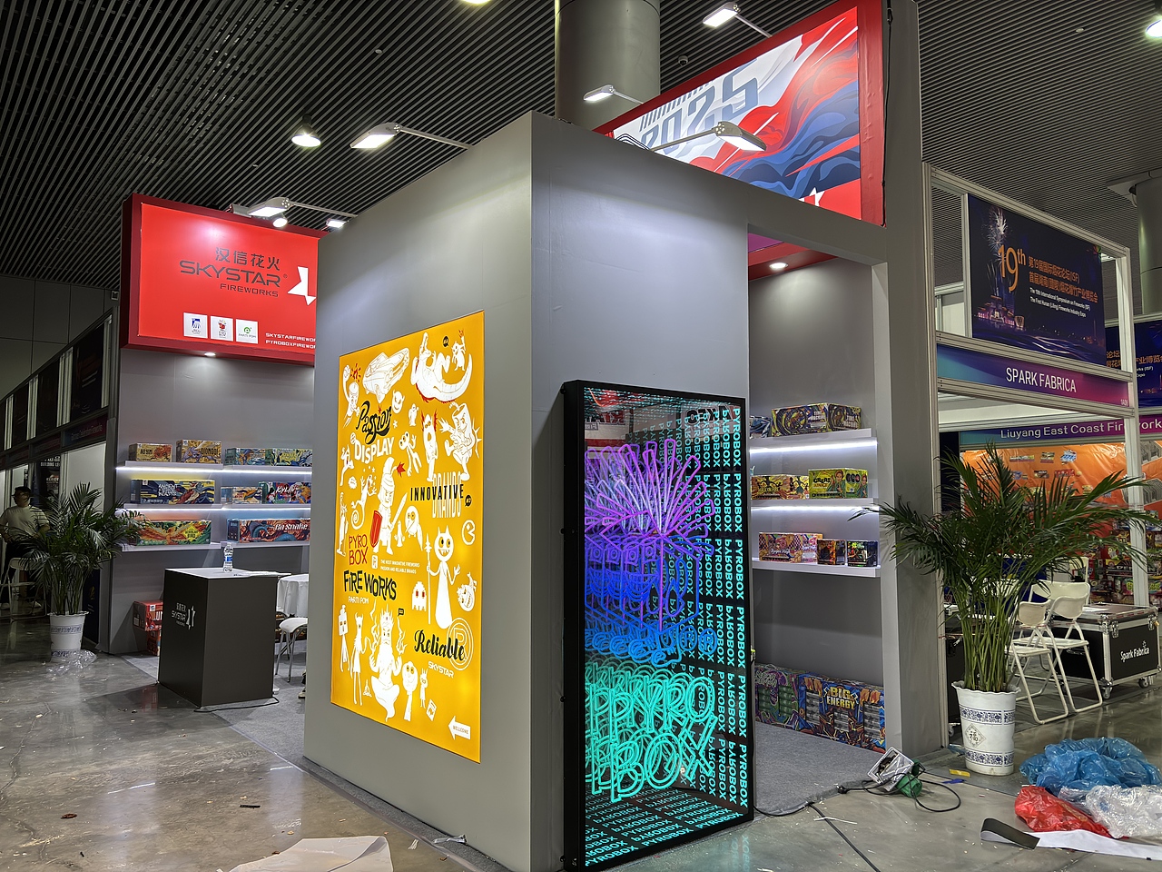 展位设计/展台设计/展厅设计-从手稿到落地 | 远麦刘斌(图ZMzkxNDM5NDgw) - 展陈设计 - 站酷设计师远麦刘斌原创素材 - 站酷ZCOOL