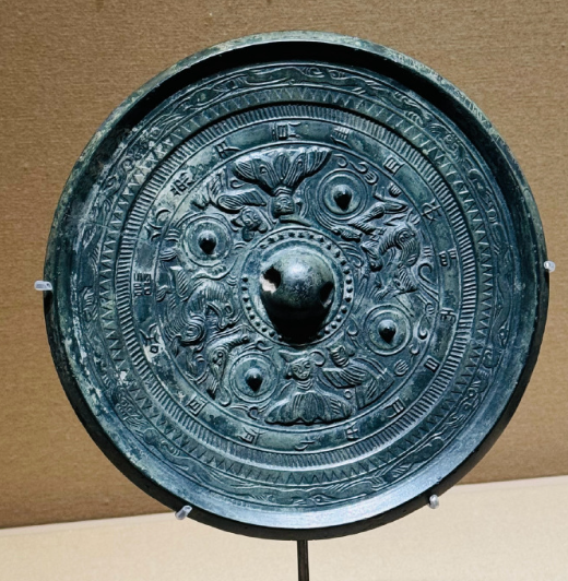 东汉时期的铜镜