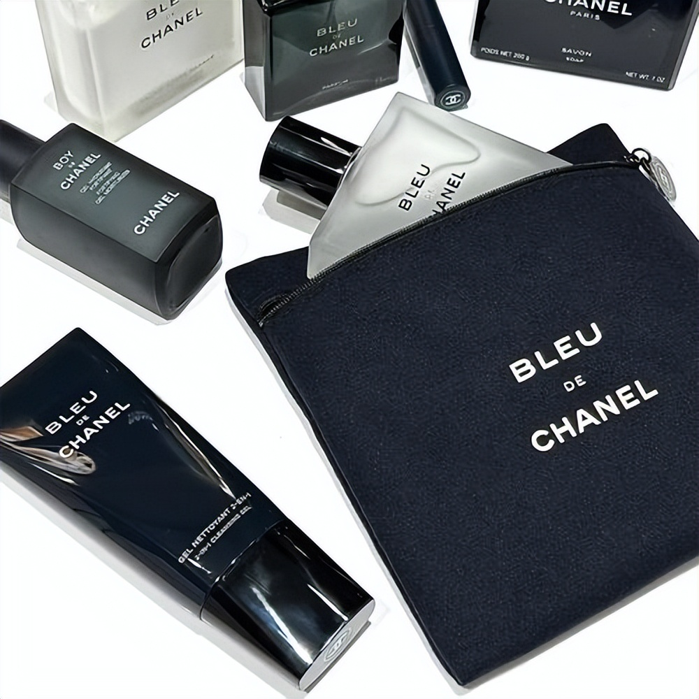 好奇！2025年哪两款男士洁面护肤套装让人欲罢不能？谁用谁惊艳！