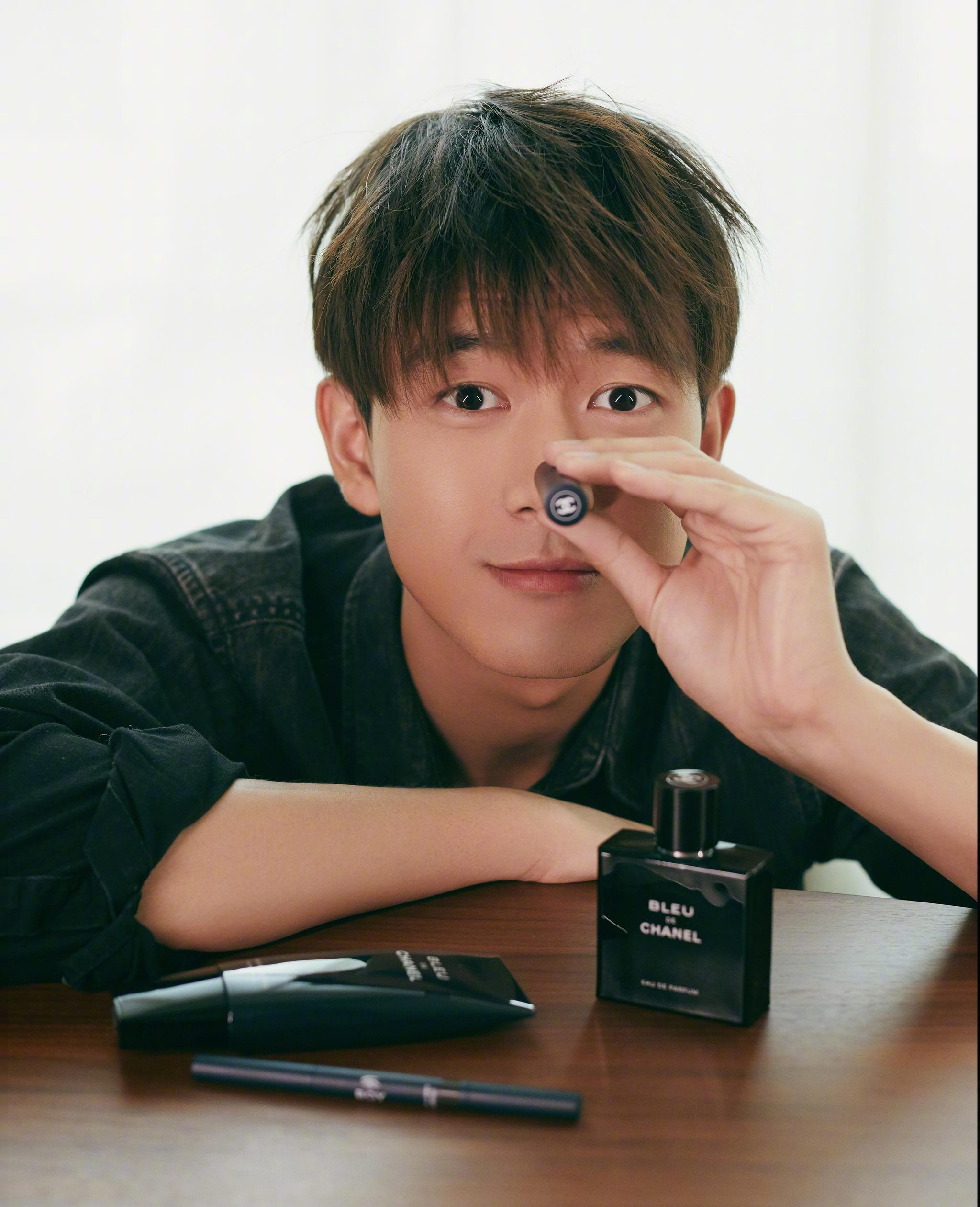 好奇！2025年哪两款男士洁面护肤套装让人欲罢不能？谁用谁惊艳！