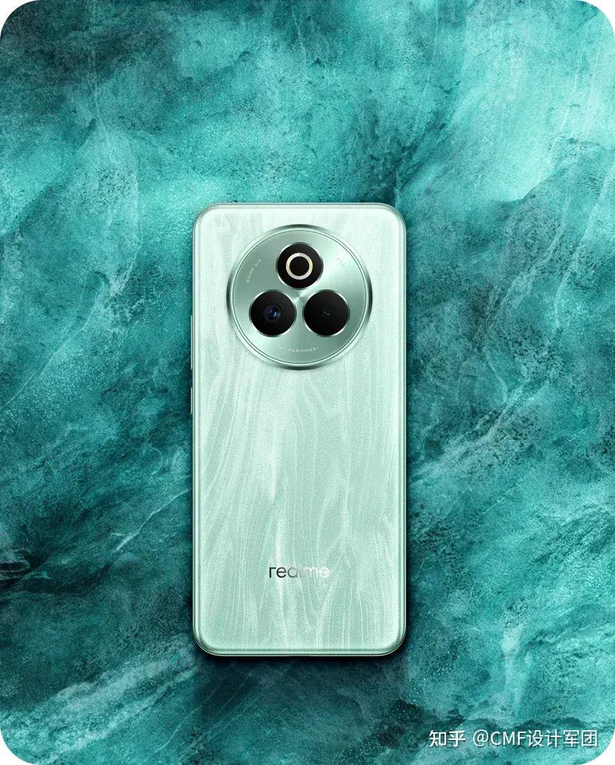 继温感变色之后，realme发布夜光手机，发光变色纤维后盖打造