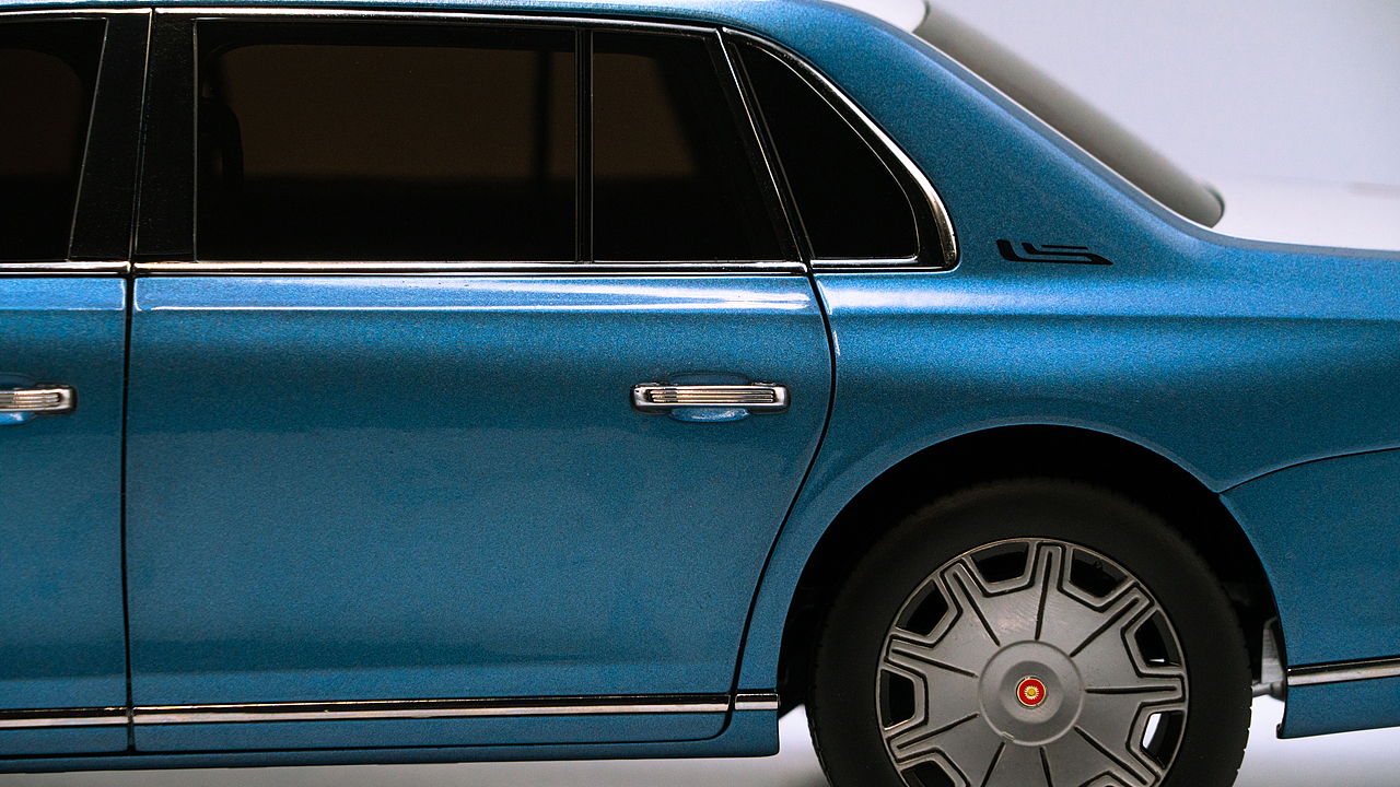 红旗国礼 花青蓝/月白 1:18