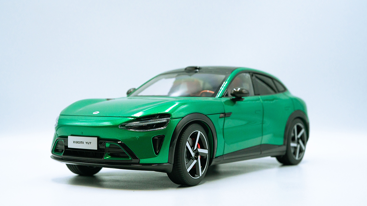 小米 YU7 宝石绿 1:18