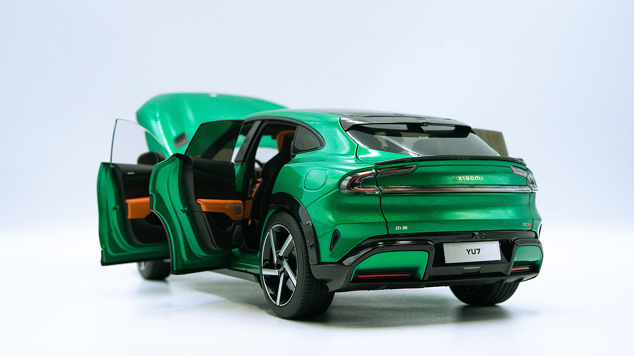 小米 YU7 宝石绿 1:18