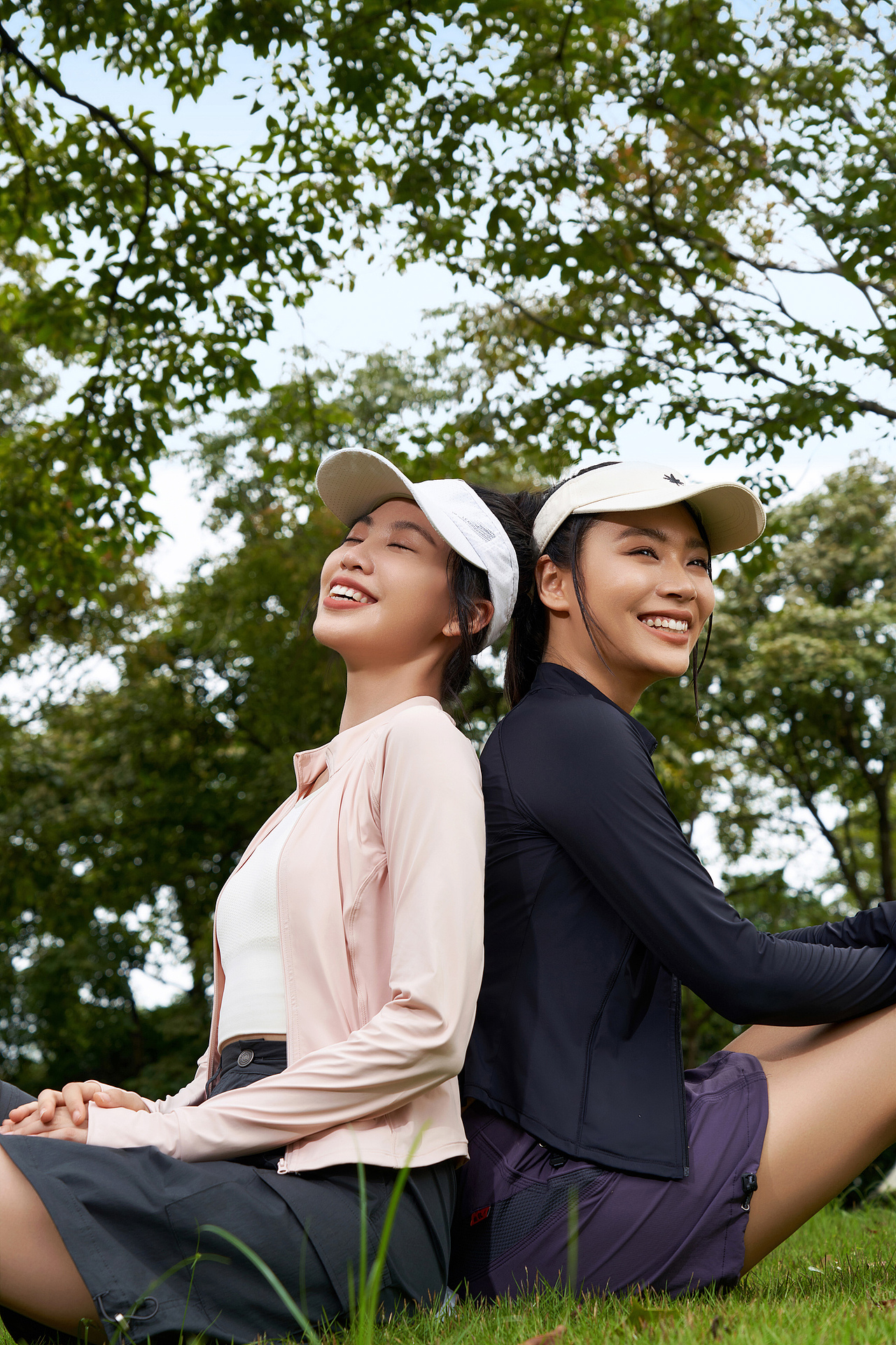 依蔲尔 防晒衣拍摄案例 露营海边 户外拍摄（图ZMzkxNzE2NzQ0） - 人像摄影 - 站酷设计师柠檬视觉摄影设计原创素材 - 站酷ZCOOL