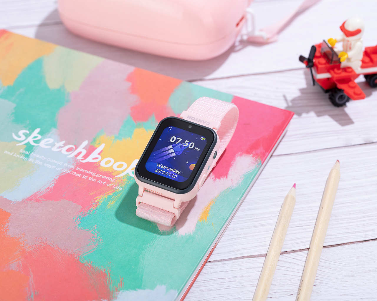 Canyon 儿童手表拍摄| 奥斯比科技X 一方摄影（图ZMzkxNzI5NTg0） - 产品摄影 - 站酷设计师深圳一方摄影原创素材 - 站酷ZCOOL