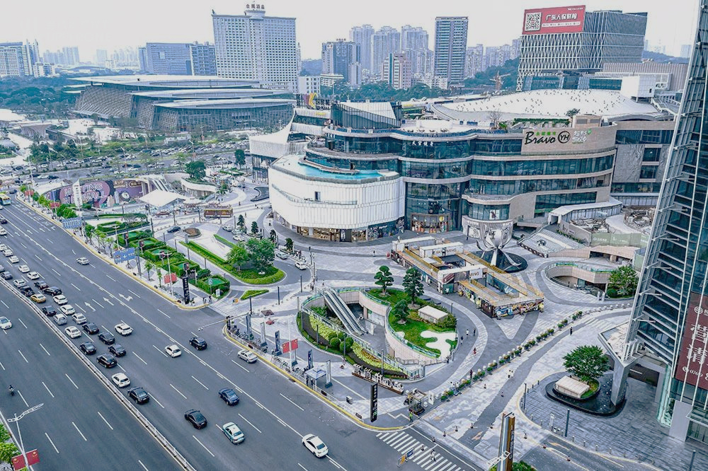 民盈·国贸中心景观设计：白兰花开，重构城市自然与商业的诗意共生