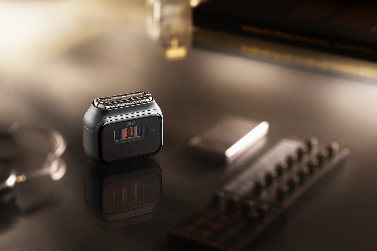 Laifen徕芬P3 Pro电动剃须刀 | 场景静物（图ZMzkxODAwMzY0） - 产品摄影 - 站酷设计师MoraHuang原创素材 - 站酷ZCOOL