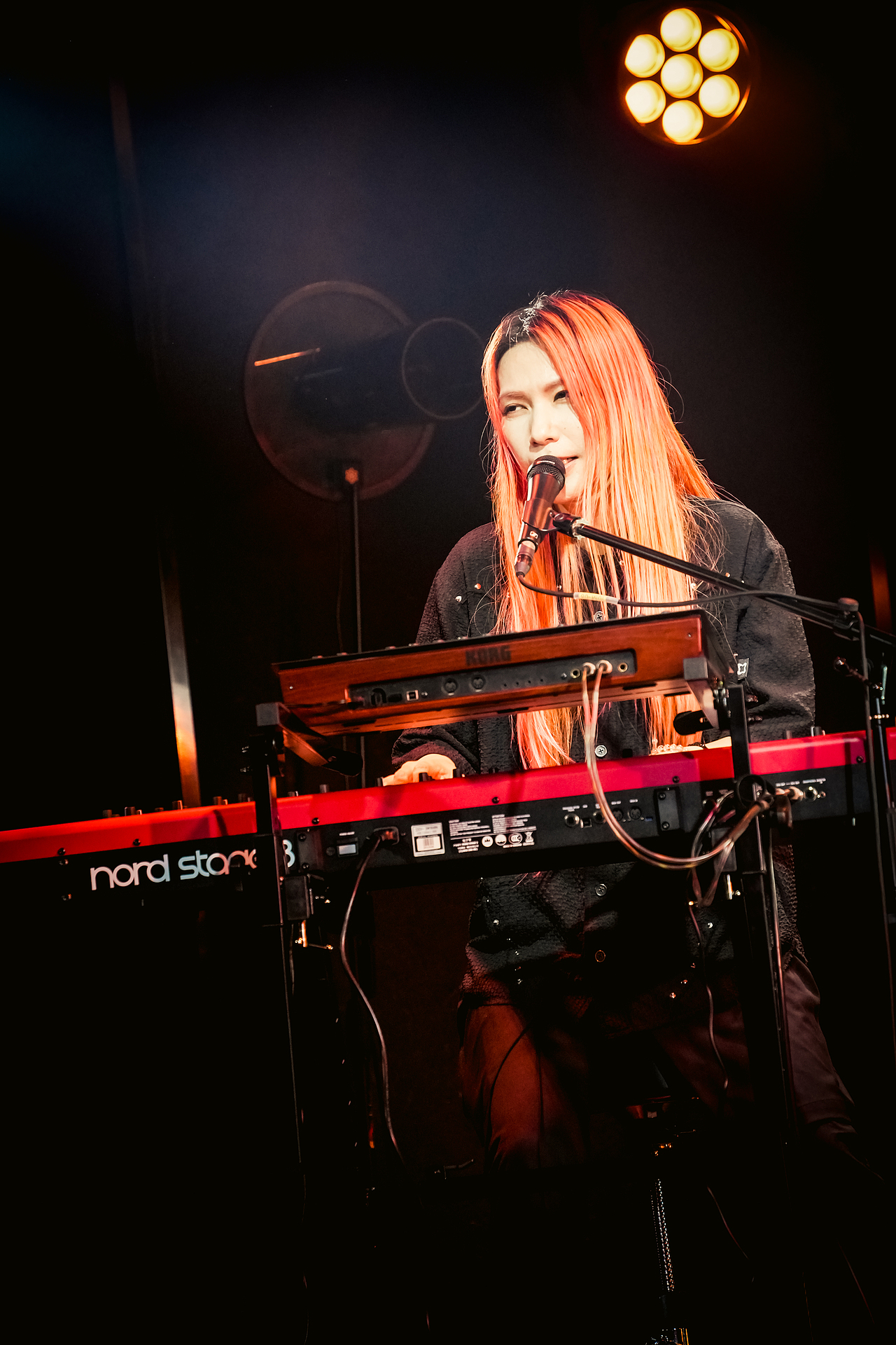 演出摄影 | 0524TizzyBac 广州站（图ZMzkxODE5ODQw） - 人像摄影 - 站酷设计师Fan饭饭饭饭饭原创素材 - 站酷ZCOOL