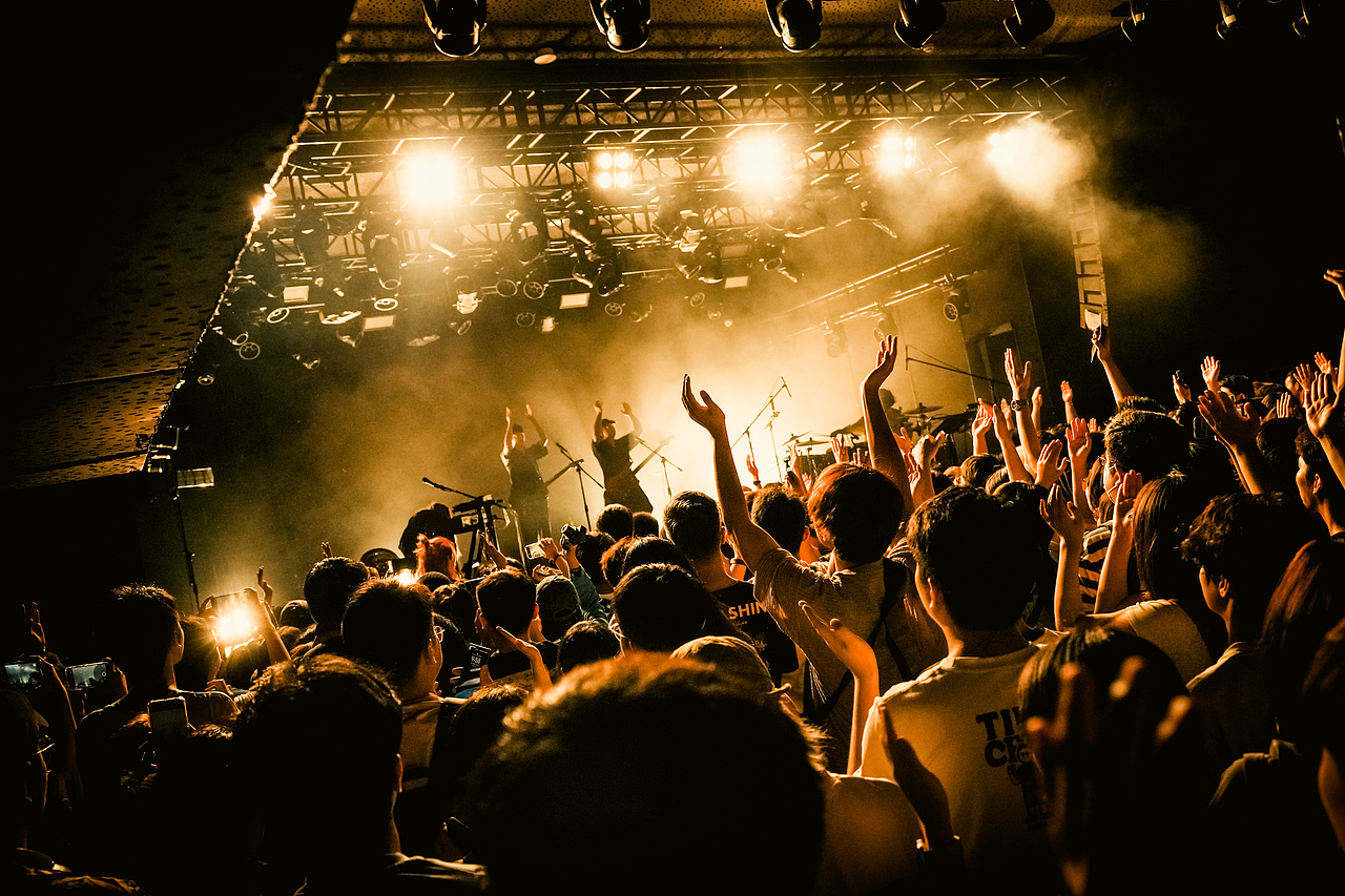 演出摄影 | 0524TizzyBac 广州站（图ZMzkxODE5ODU2） - 人像摄影 - 站酷设计师Fan饭饭饭饭饭原创素材 - 站酷ZCOOL