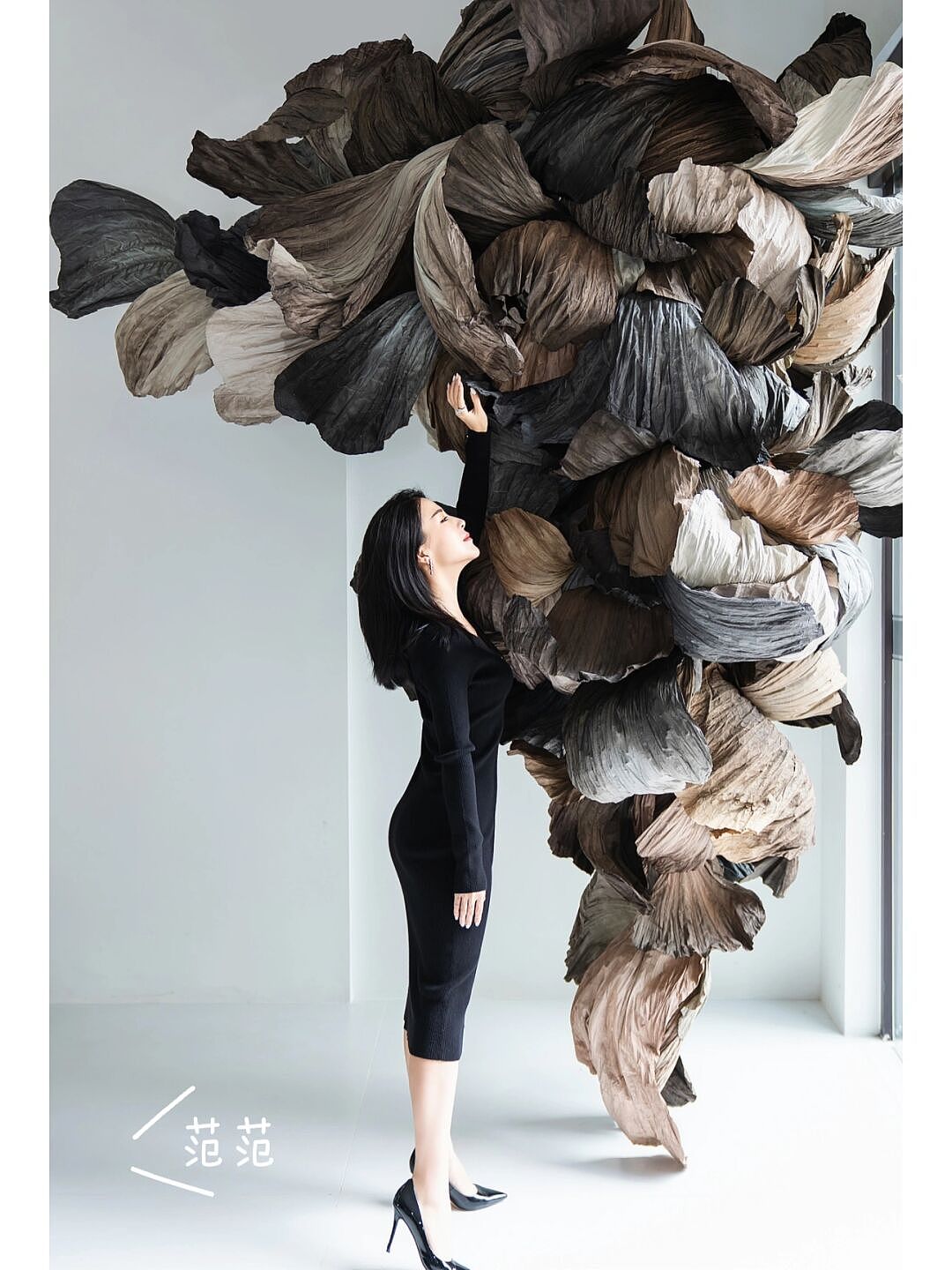 装置艺术 | 深秋的离别，枯叶在风中的演绎