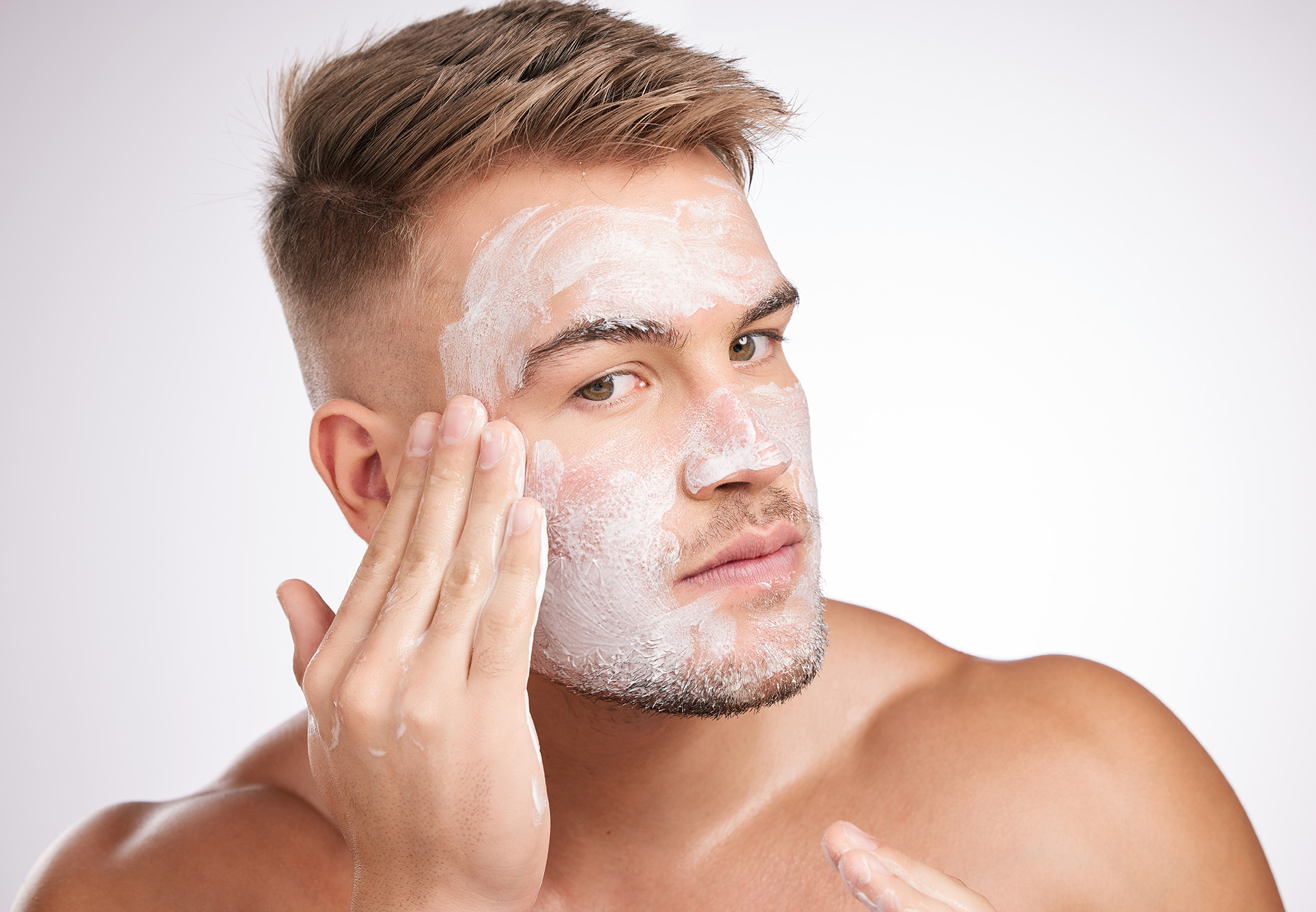 男士护肤必看!2025年男士洁面护肤套装选购指南:选对不踩雷!