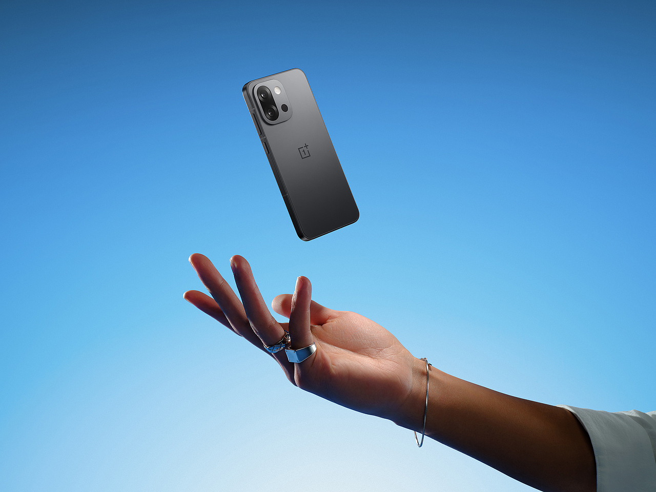 Oneplus 13s KV/Lifestyle