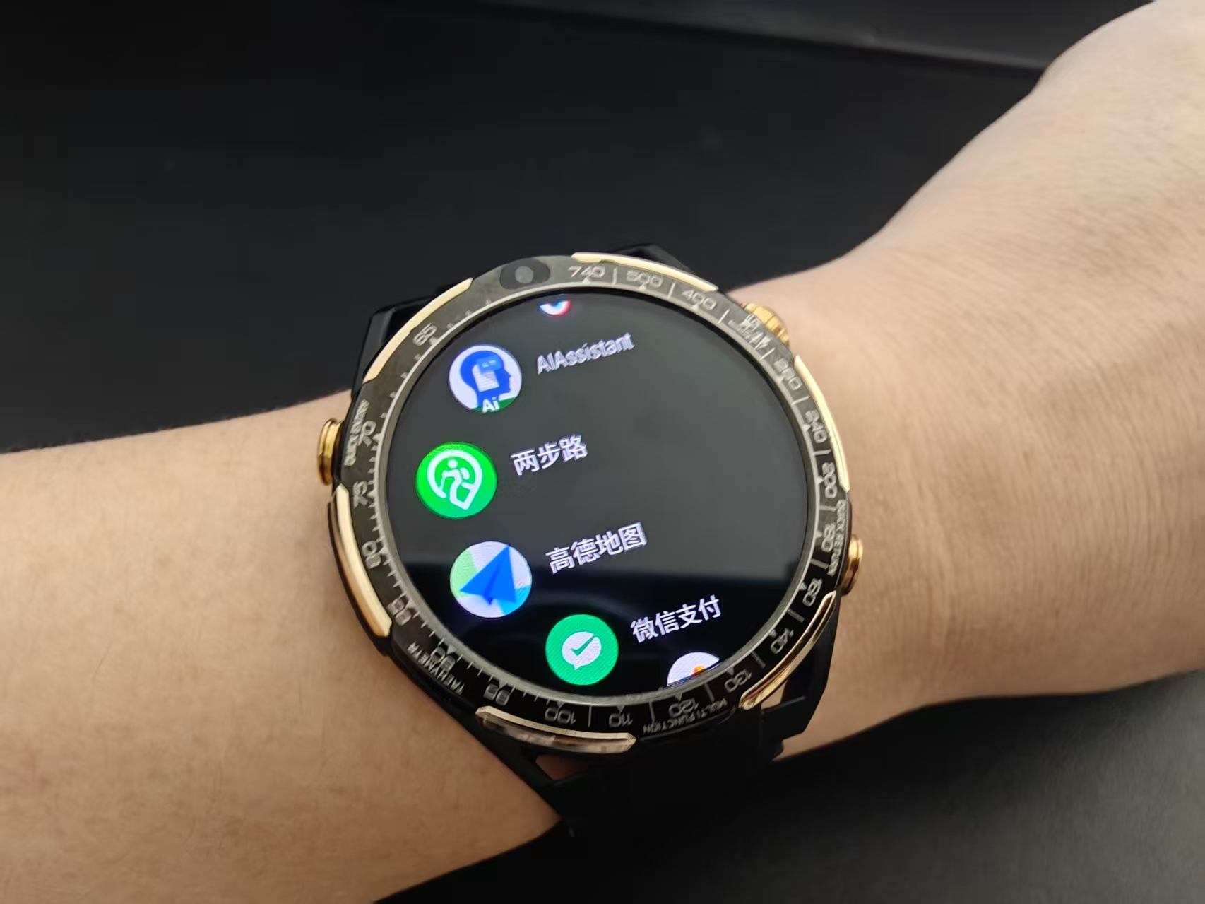 智能手表新宠儿现身，览邦Watch Ultra 究竟啥功能这么神？