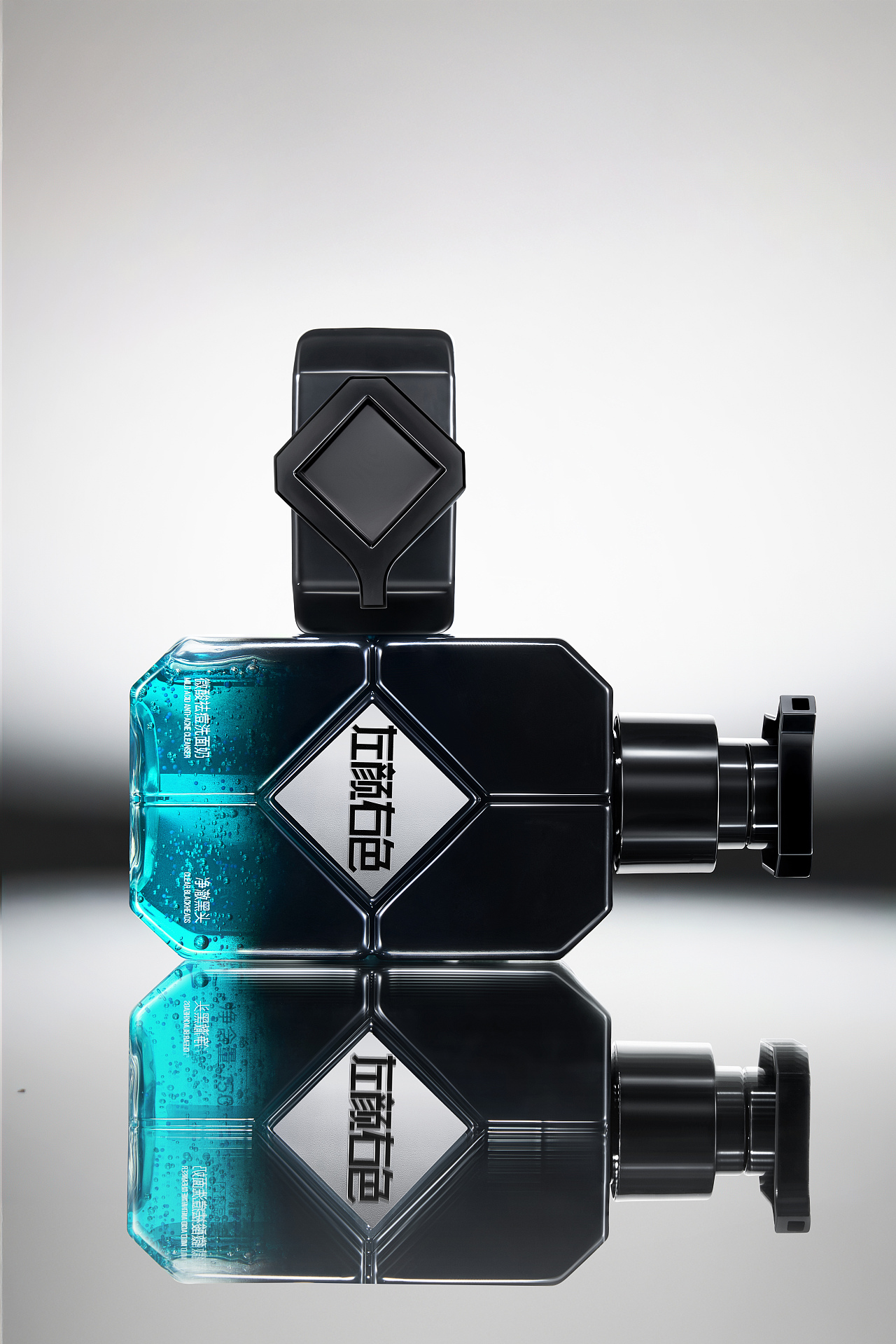 Mancodes微酸祛痘洁面乳