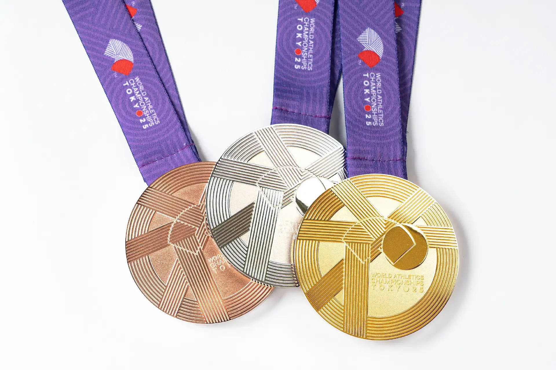 WCHTokyo25奖牌公布/HotToys首家COSBI实体专卖店开业/V&A 博物馆《设计与残疾》开幕