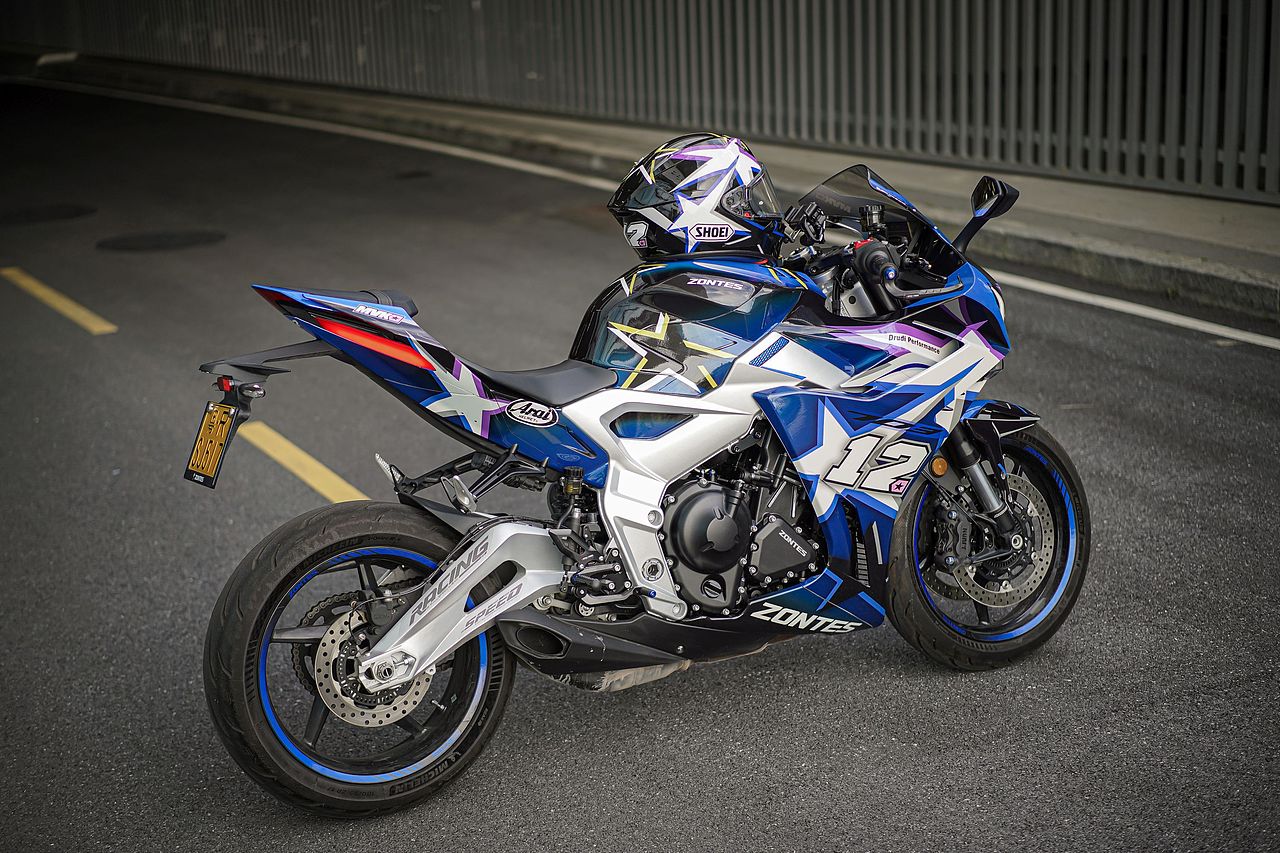 升仕703RR-Arai-RX7X明日之星GP4