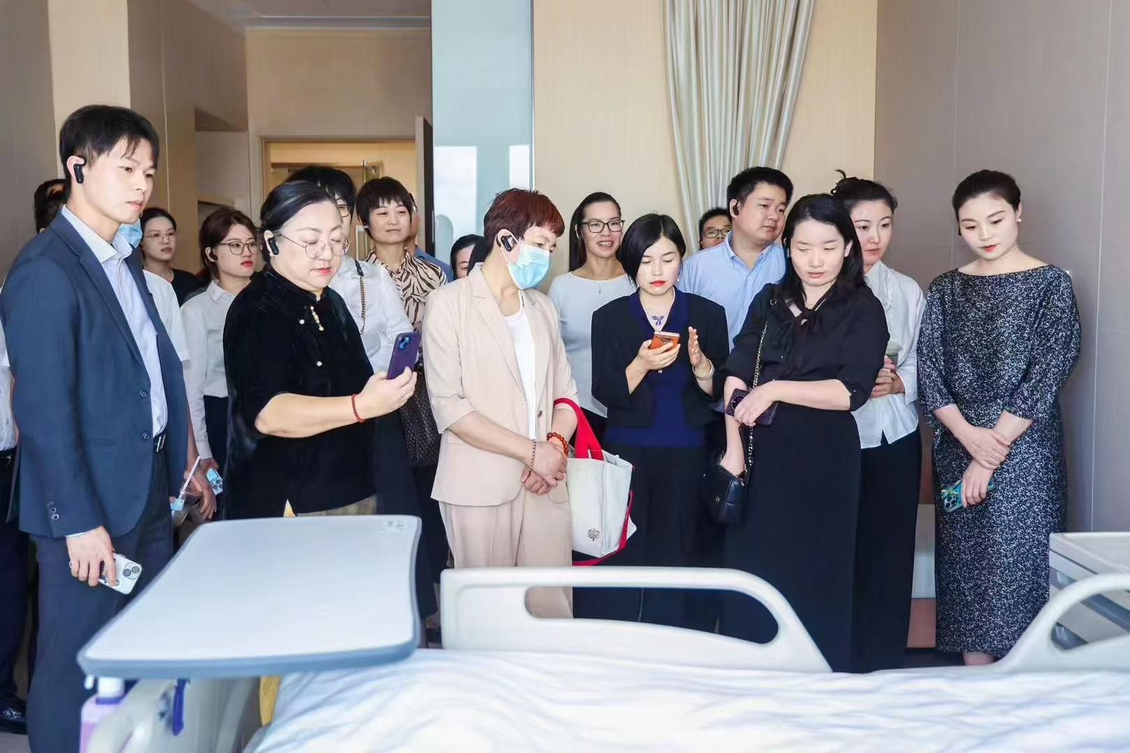 无线讲解器选哪家？IndoorLink用硬核科技定义「好声音」（图ZMTUxMjM5MTI=） - 资讯 - 站酷设计师depthlink原创素材 - 站酷ZCOOL