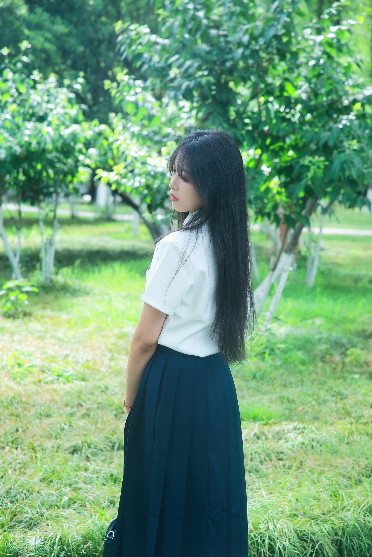 【公园JK】校园甜妹（图ZMzkyMDY0ODQ0） - 人像摄影 - 站酷设计师爱西安的摄影师原创素材 - 站酷ZCOOL