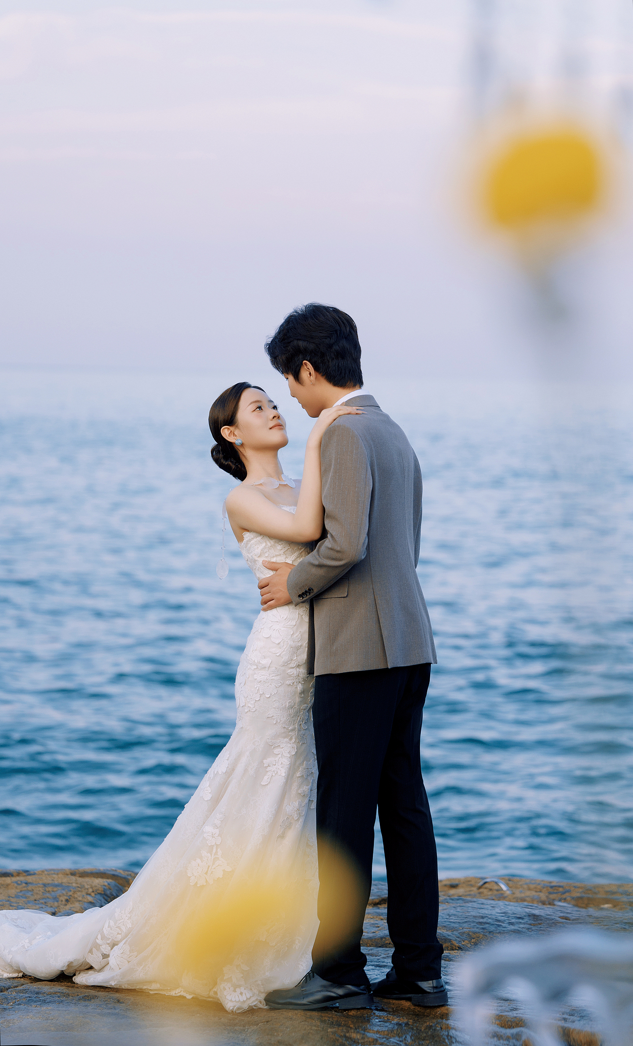 「 最后一缕霞光落下时,我们属于彼此 」海边婚纱照