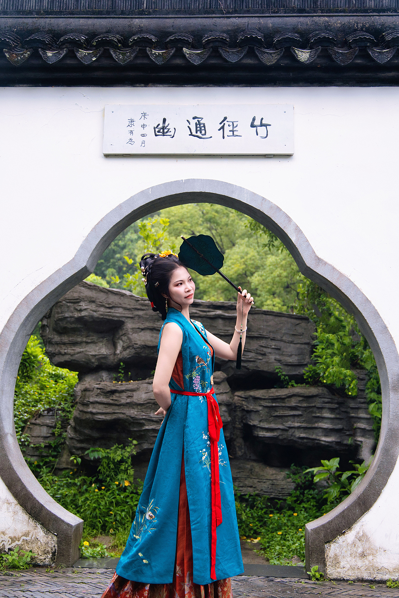 烟雨江南|深圳园博园汉服雨中大片🌧️