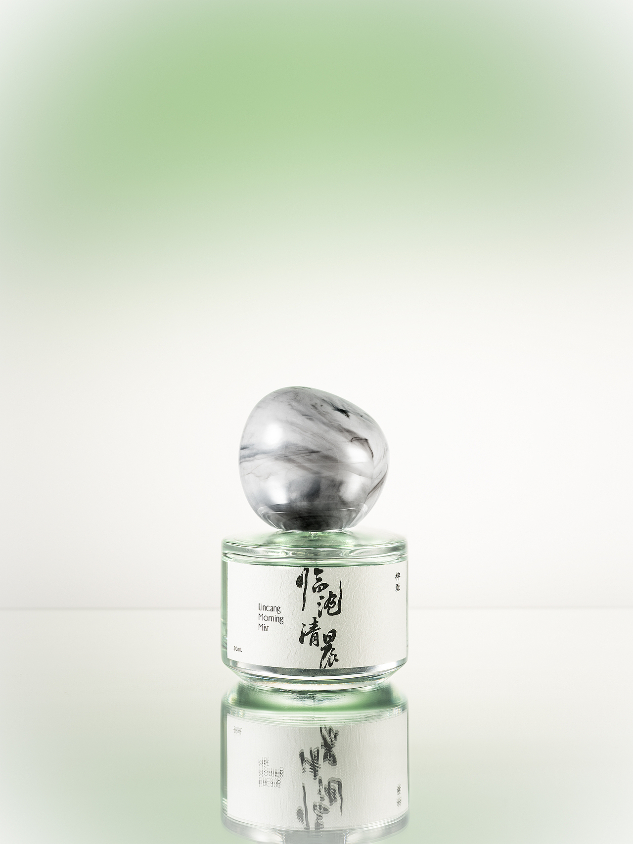 粹雲香水创作拍摄（图ZMzkyMDk3NjM2） - 产品摄影 - 站酷设计师JCK设影室原创素材 - 站酷ZCOOL