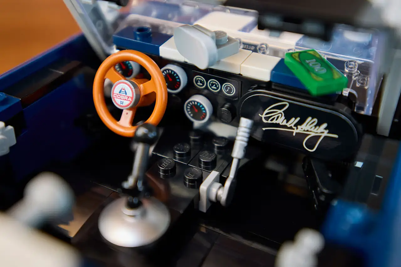 泡泡玛特旗下珠宝品牌首店落地/耐克为基普耶贡打造“破风”战袍