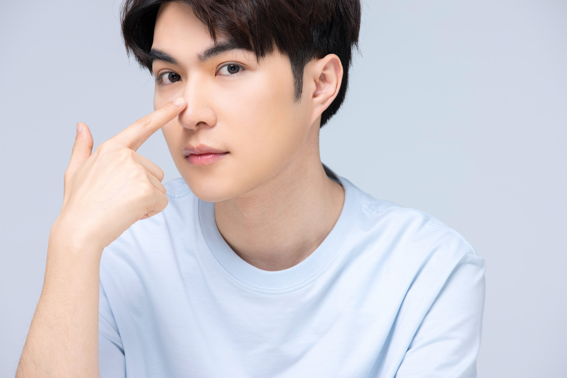 男士洗面奶有哪些适合夏季控油使用，洗完脸上清爽干净不油腻！（图ZMTUxMjUyMjA=） - 资讯 - 站酷设计师擎天创界原创素材 - 站酷ZCOOL