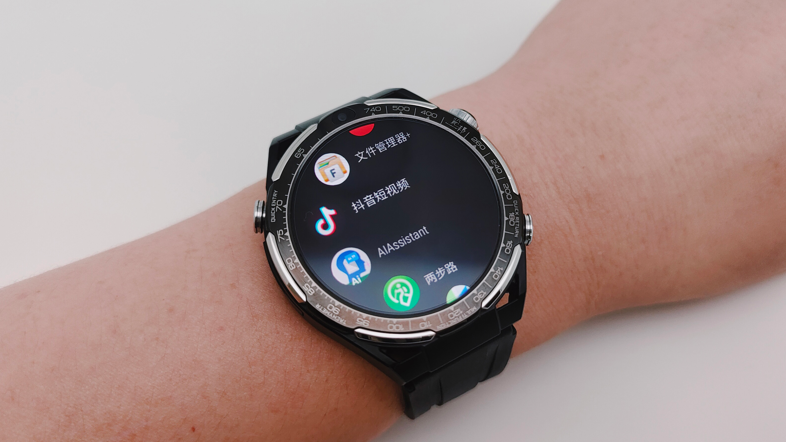 告别传统手表束缚！这些品牌智能手表凭啥这么火？点这一探究竟！