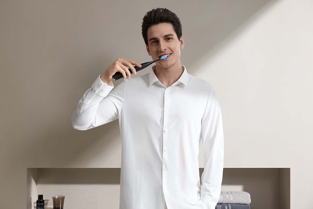 人像摄影｜oclean电动牙刷（图ZMzkyMjEwMjAw） - 人像摄影 - 站酷设计师BAIRIobservation原创素材 - 站酷ZCOOL