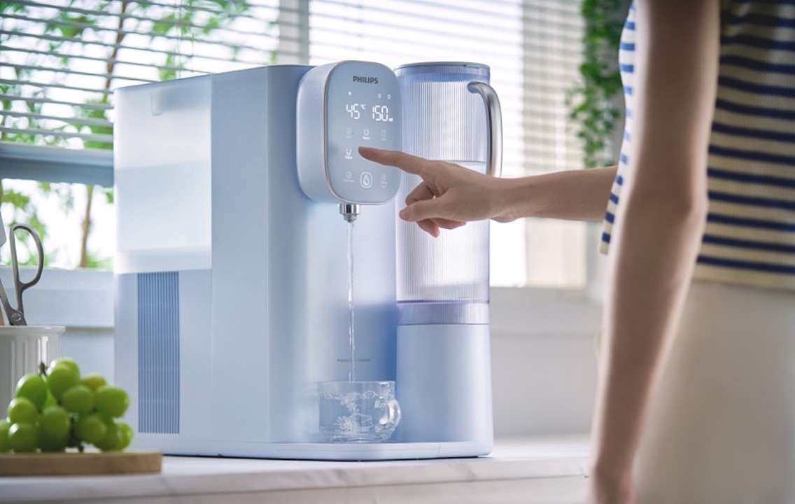 手模展示 | 飞利浦饮水机操作实拍
