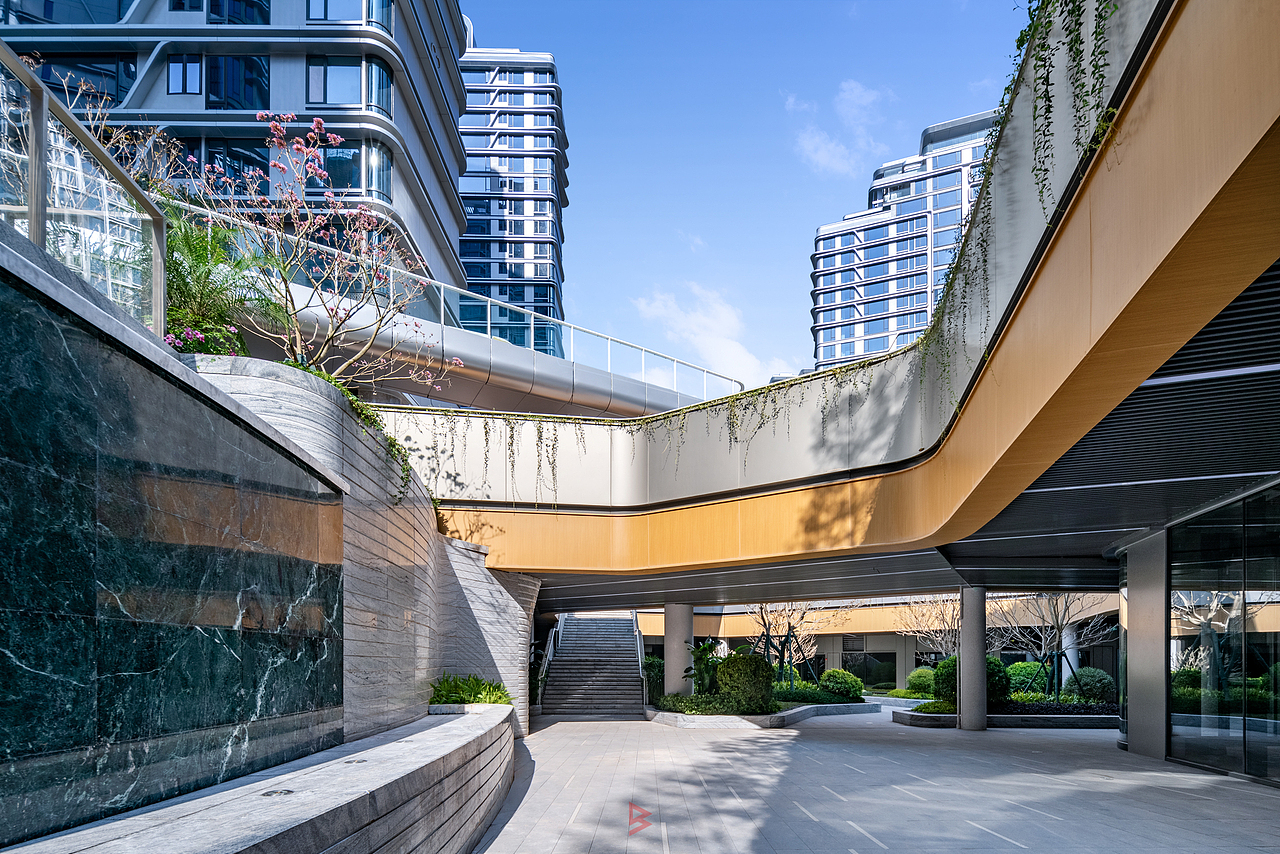 保利国贸天琴交付实景