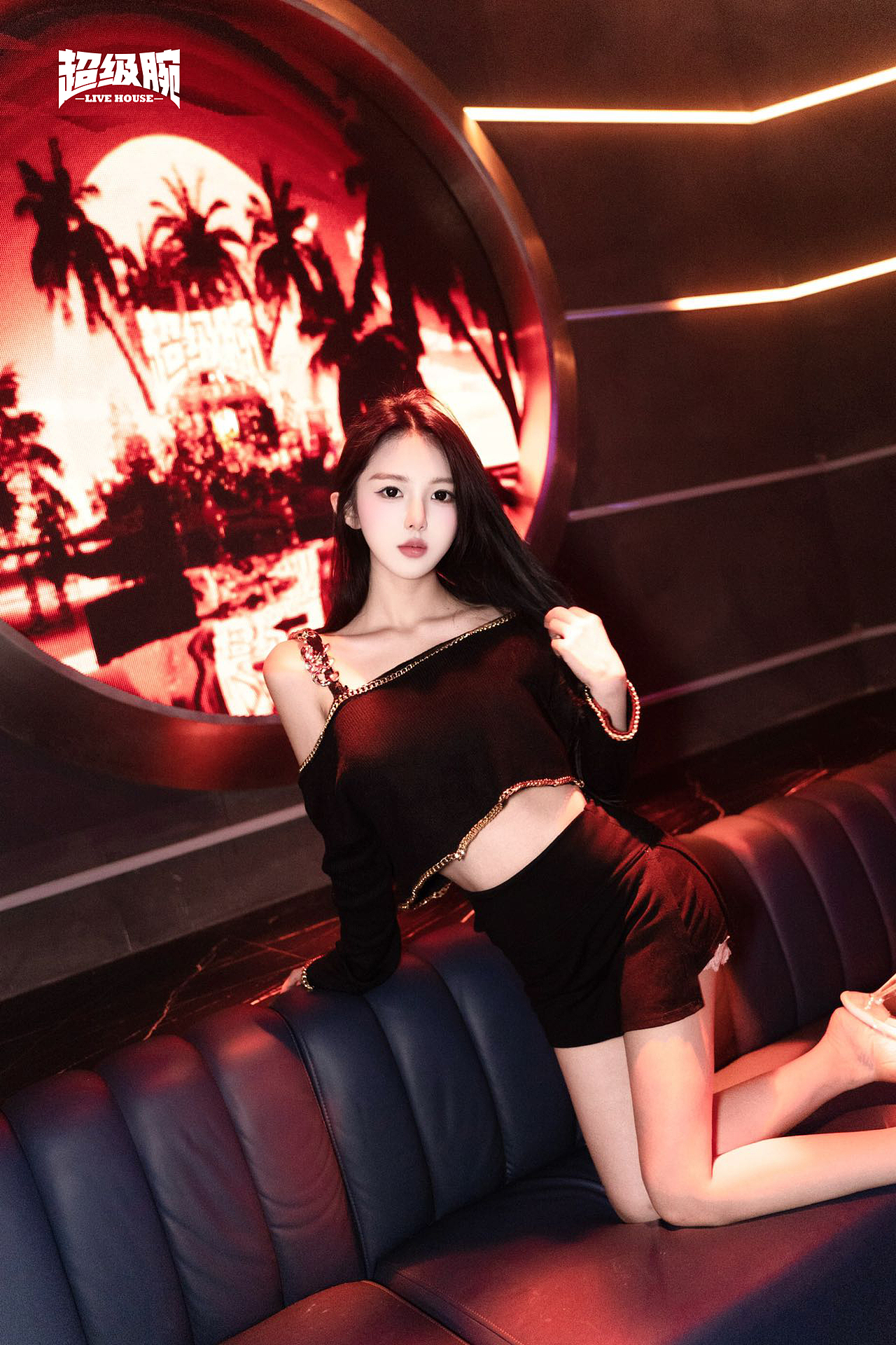 夜店摄影 · 毕夏大叔 | 2024超级腕LIVEHOUSE（图ZMzkyMzMwOTQ0） - 人像摄影 - 站酷设计师毕夏大叔原创素材 - 站酷ZCOOL