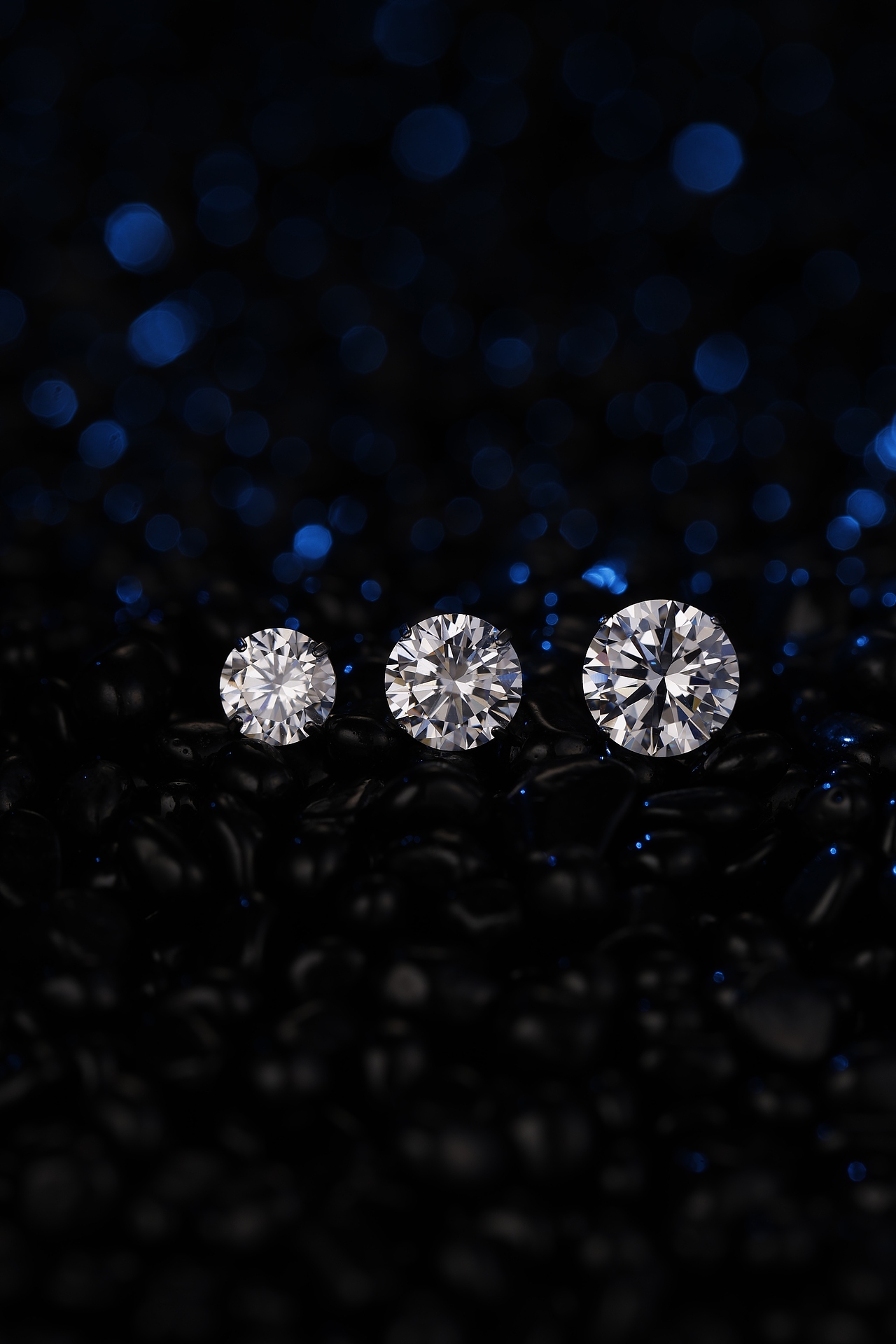 锆石钻钛合金耳钉（图ZMzkyMzUzMjQw） - 产品摄影 - 站酷设计师cous原创素材 - 站酷ZCOOL