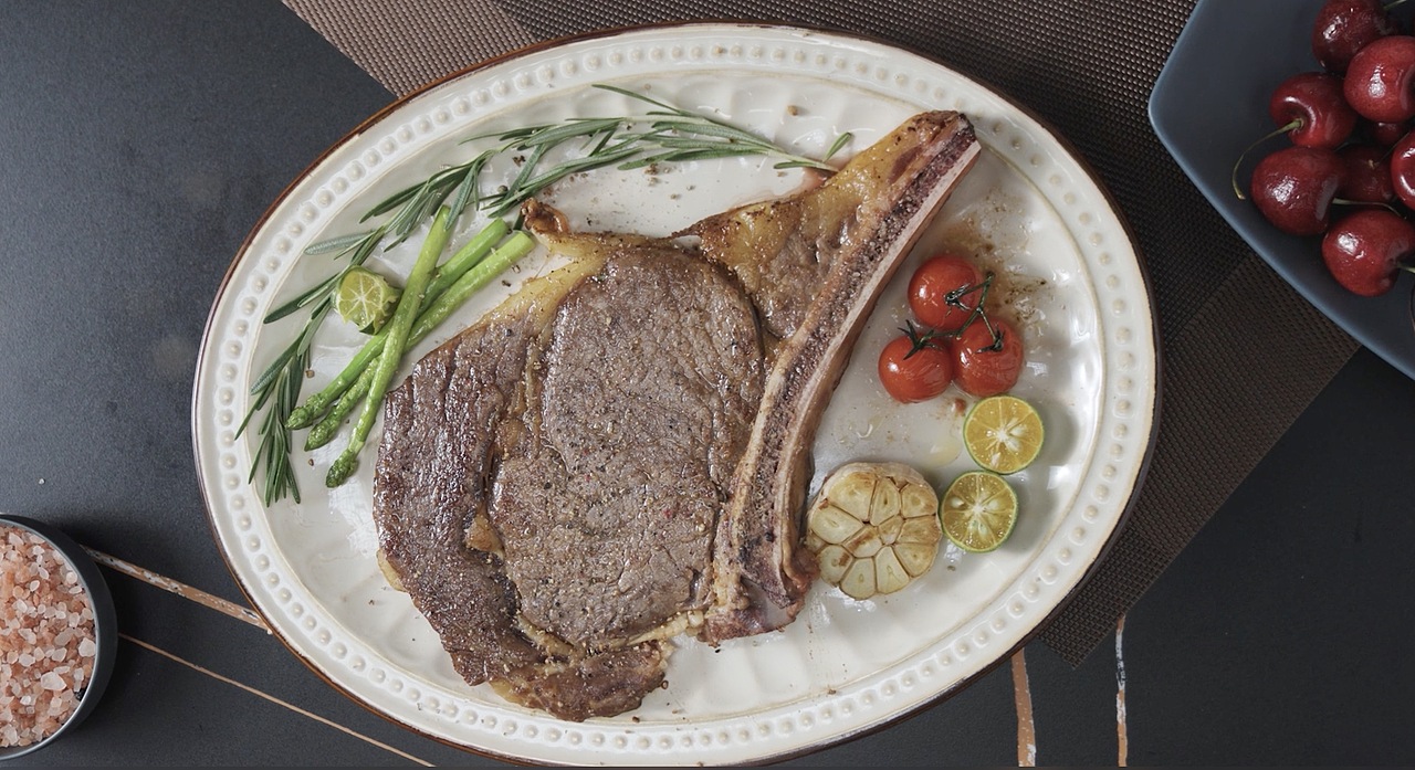 亚马逊视频分享-胡椒研磨器（图ZMzkyNDQwNTE2） - 产品摄影 - 站酷设计师摄影师云川原创素材 - 站酷ZCOOL