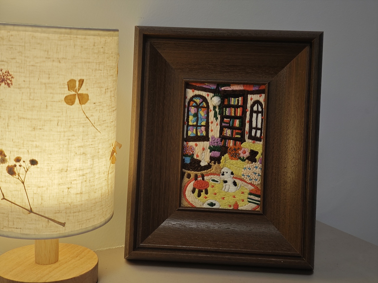 温馨的房间|刺绣作品