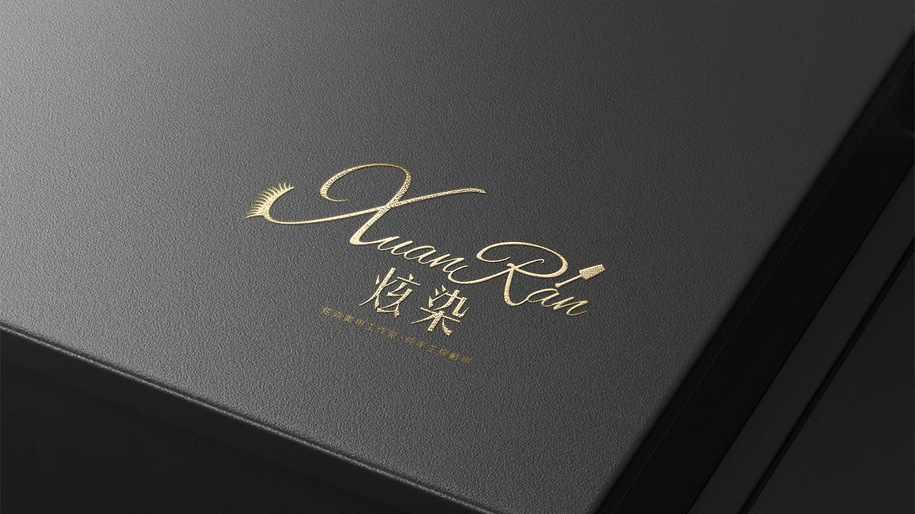 一家美甲工作室的logo设计