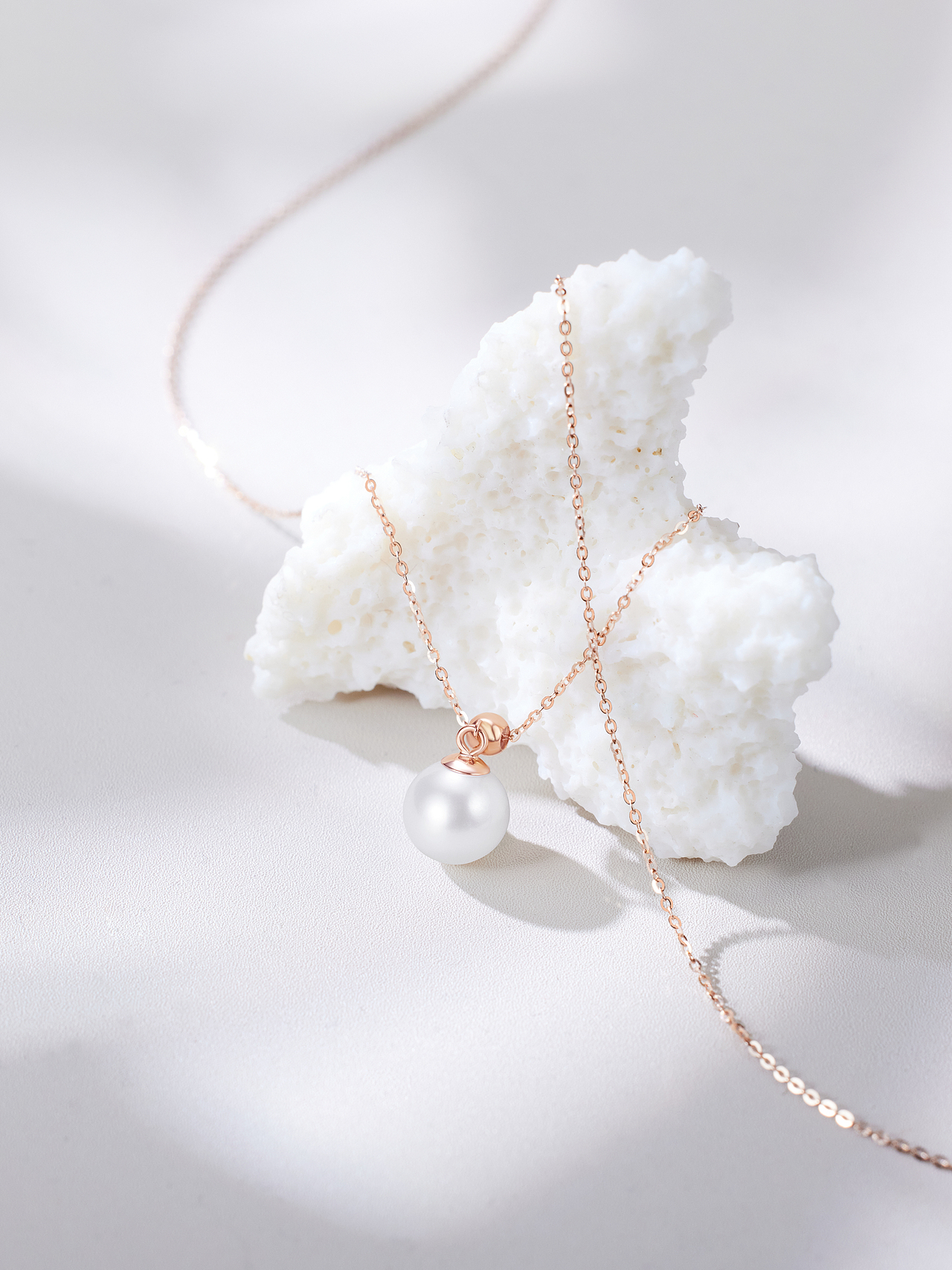 把珍珠嵌入假日