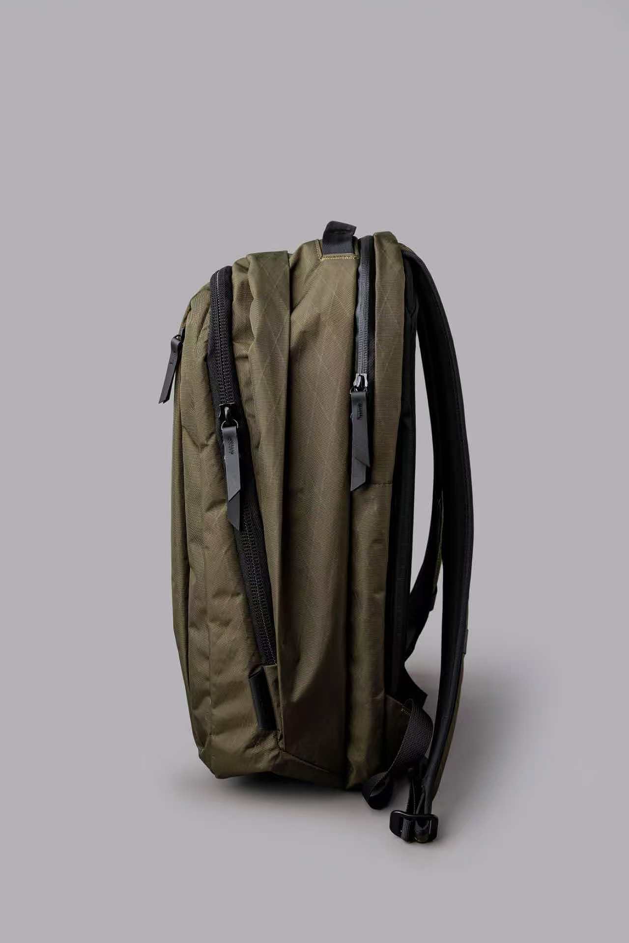 亚马逊精修背包