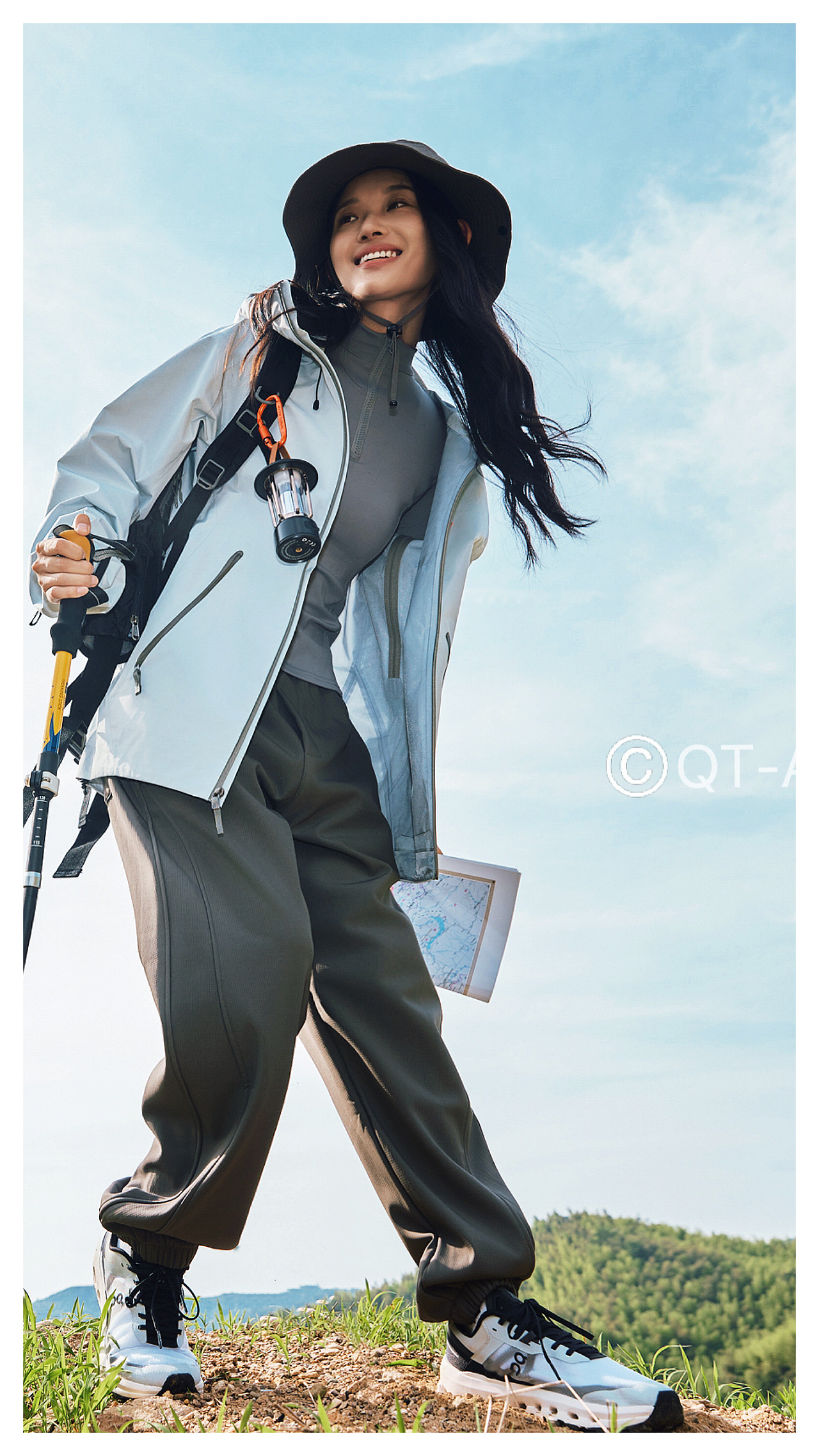 户外冲锋衣外套运动套装户外装备